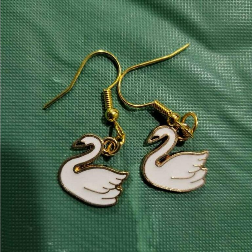 Swan earrings